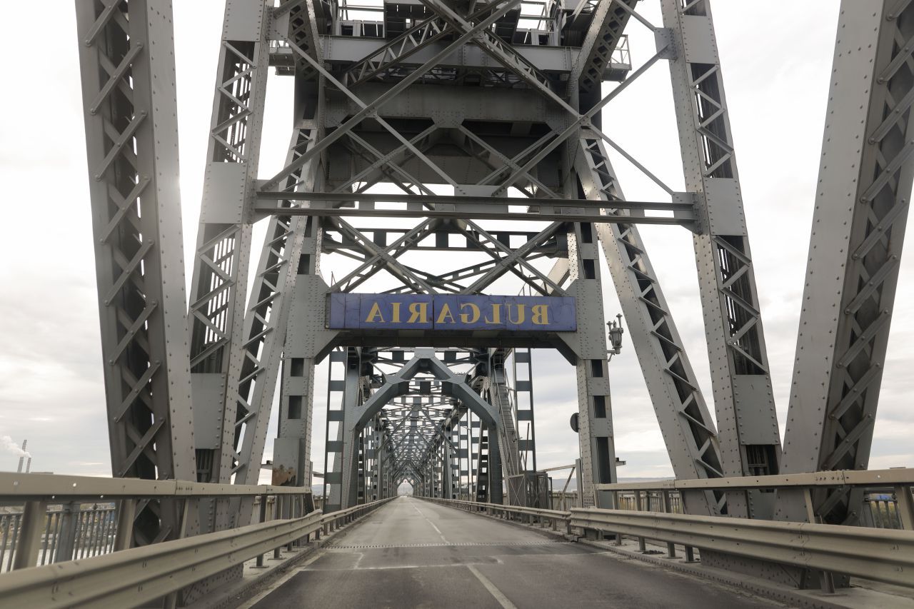 Atenție! Podul Prieteniei Giurgiu-Ruse, închis pe ambele sensuri. Evită drumul spre Bulgaria!