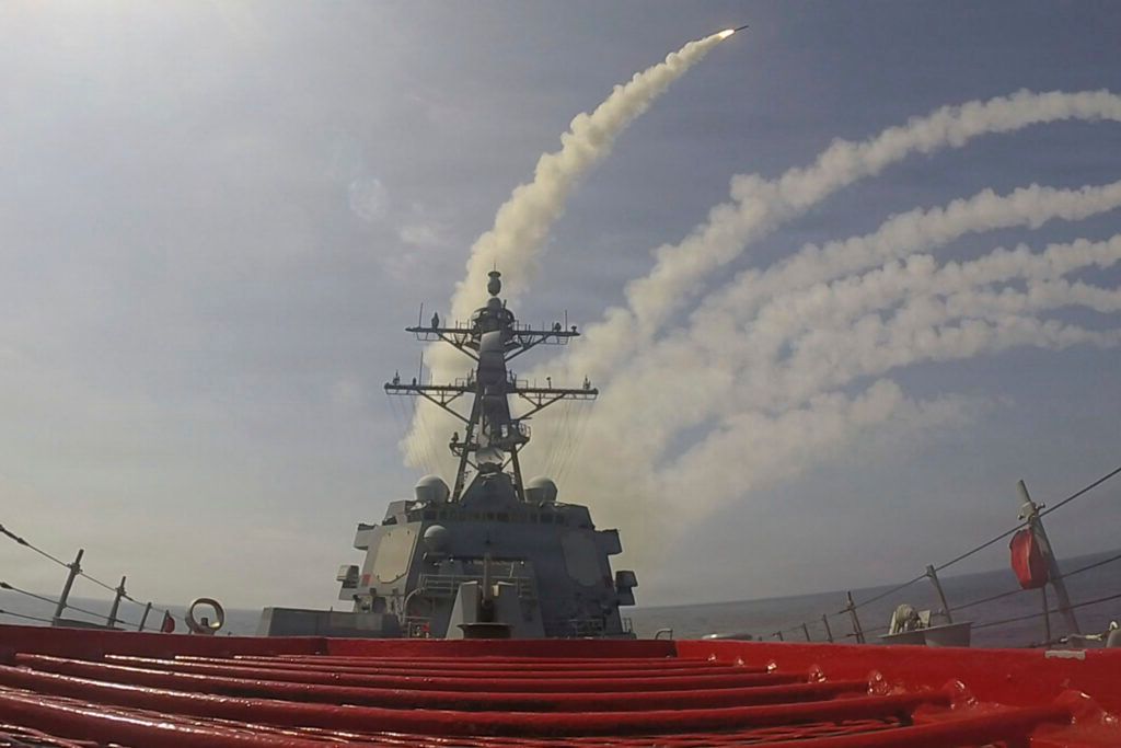 Trump cere Israelului să nu atace infrastructura petrolieră a Iranului, pe fondul crizei energetice globale