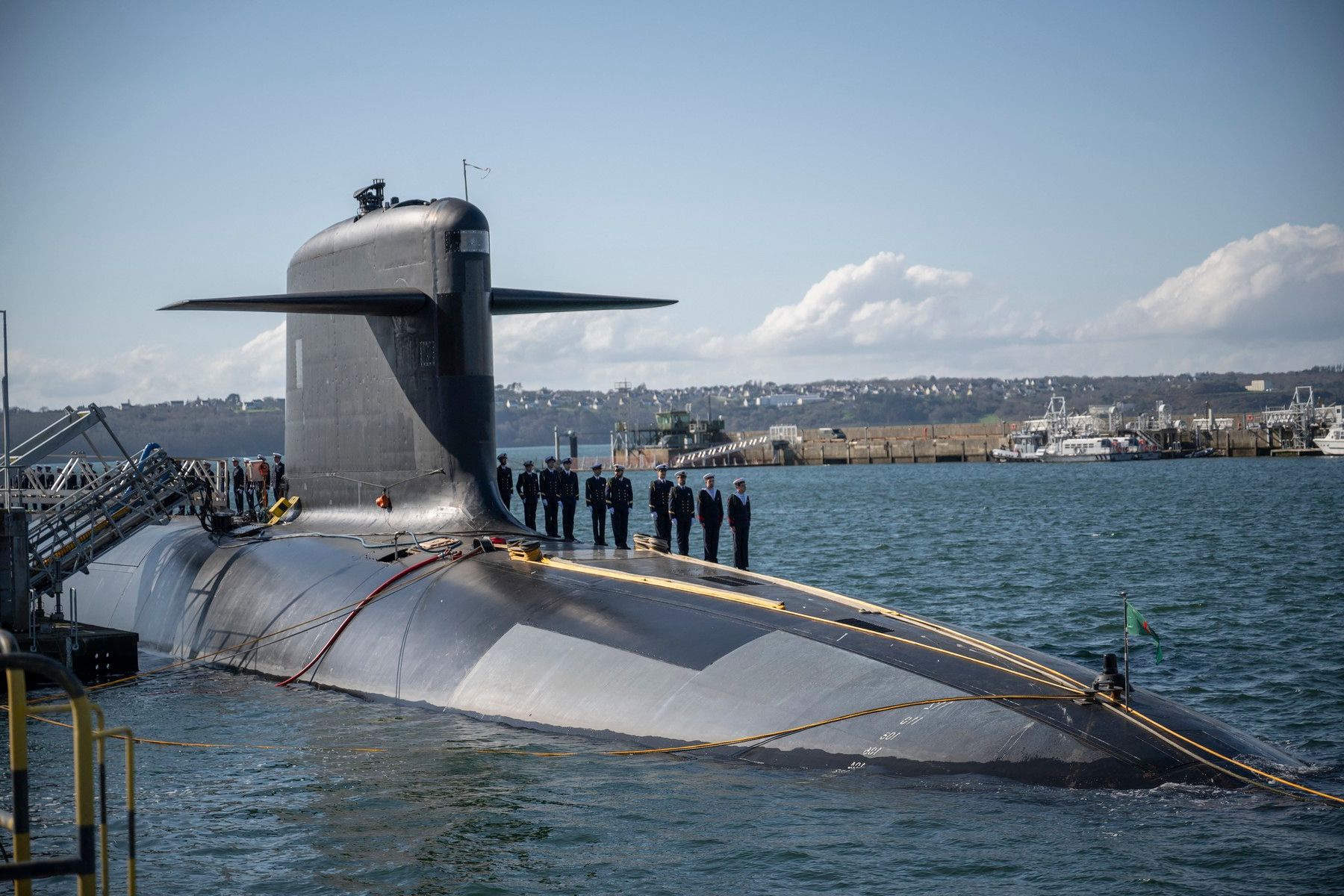 Franța își extinde arsenalul nuclear: Poate înlocui SUA ca garant al securității europene?