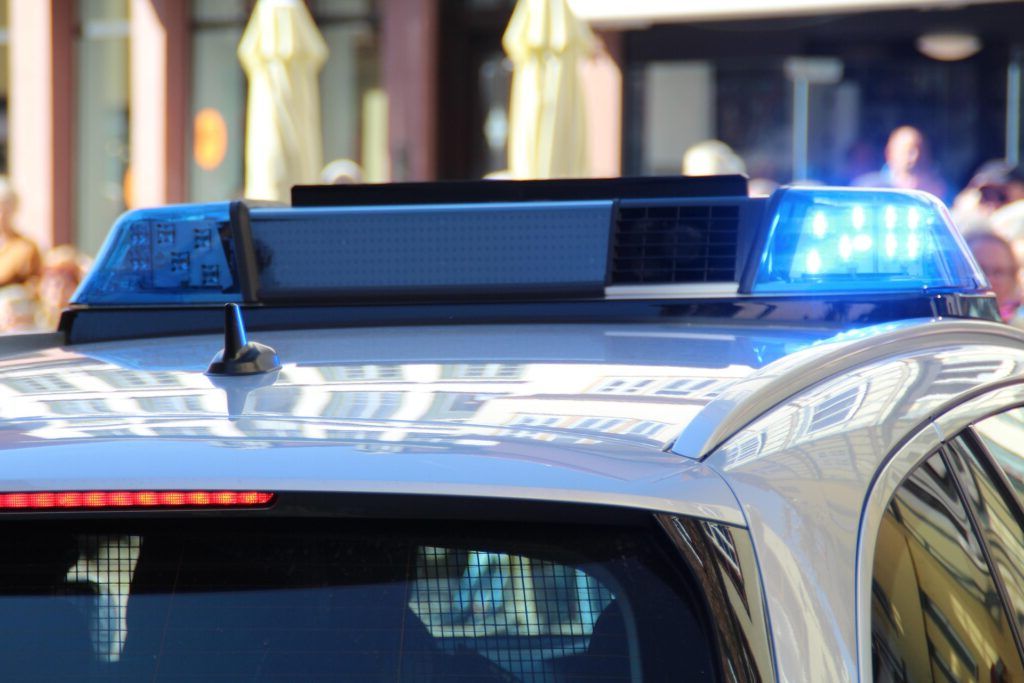 Prins! Un infractor „Most Wanted”, adus în țară. Are de ispășit 10 ani pentru furturi.