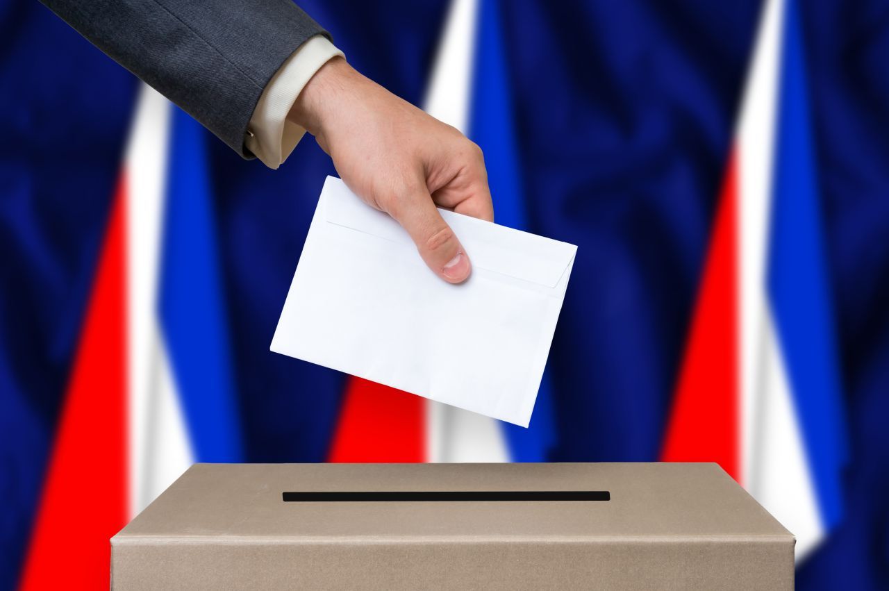 Alegeri locale în Franța: Un val anti-centre de date zguduie campania electorală