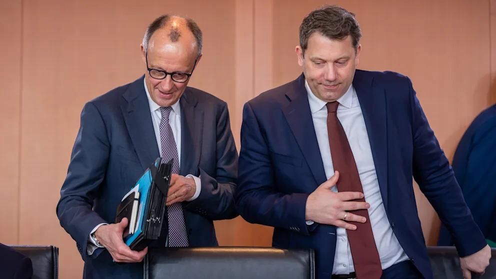 Germanii, furioși pe Guvernul Merz: 75% sunt nemulțumiți din cauza prețurilor la carburanți!