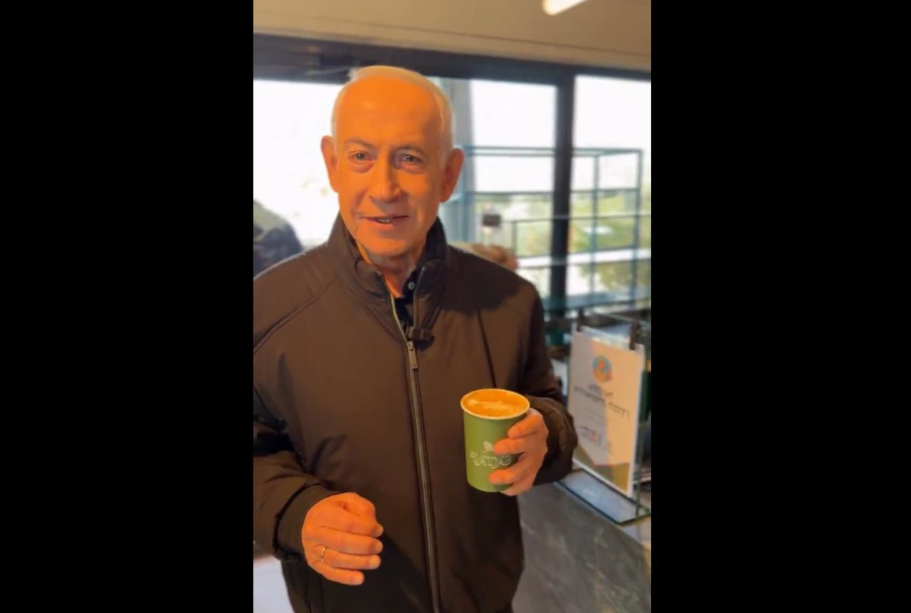 Netanyahu, replică ironică la zvonurile morții: „Aș muri pentru o cafea, cum aș muri pentru poporul meu”