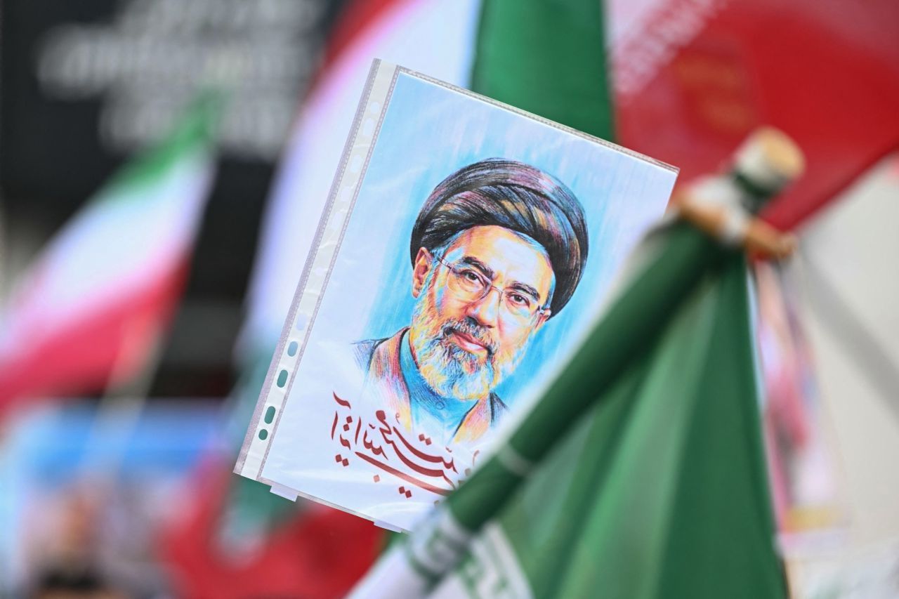 Iranul refuză dialogul: Noul lider suprem respinge propunerile SUA de reducere a tensiunilor