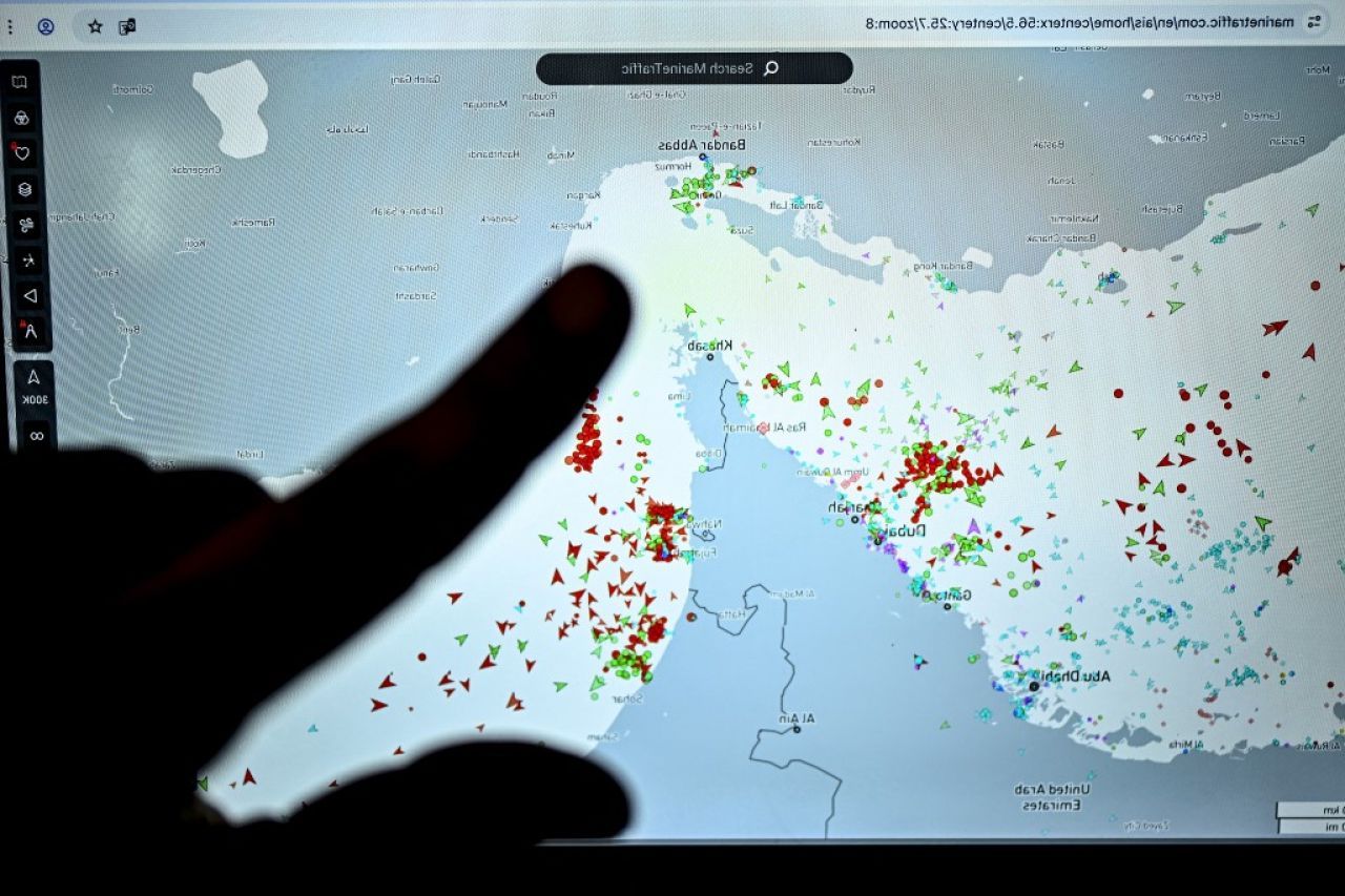 România se implică în Strâmtoarea Ormuz: ce înseamnă deblocarea și de ce o consideră Trump sigură