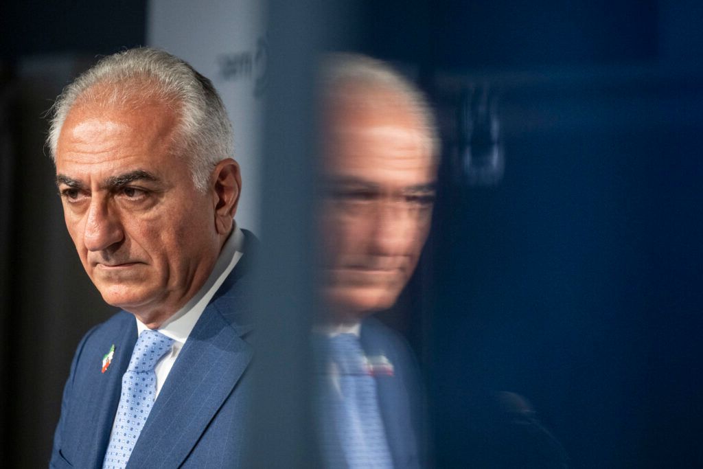 Prințul moștenitor al Iranului avertizează: Liderii actuali sunt agenți ai haosului!