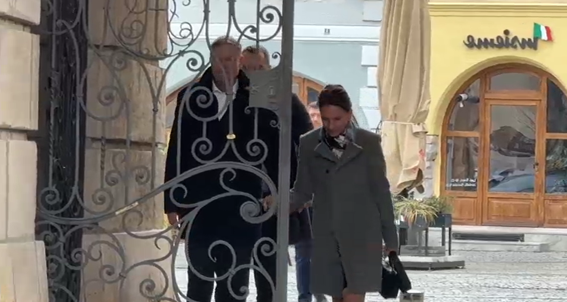 Klaus Iohannis, apariție rară de Florii după scandalul ANAF. Ce s-a întâmplat cu fostul președinte?