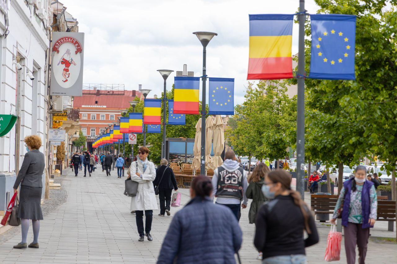 Românii, categorici: Acțiunile SUA și Israelului împotriva Iranului, nejustificate!