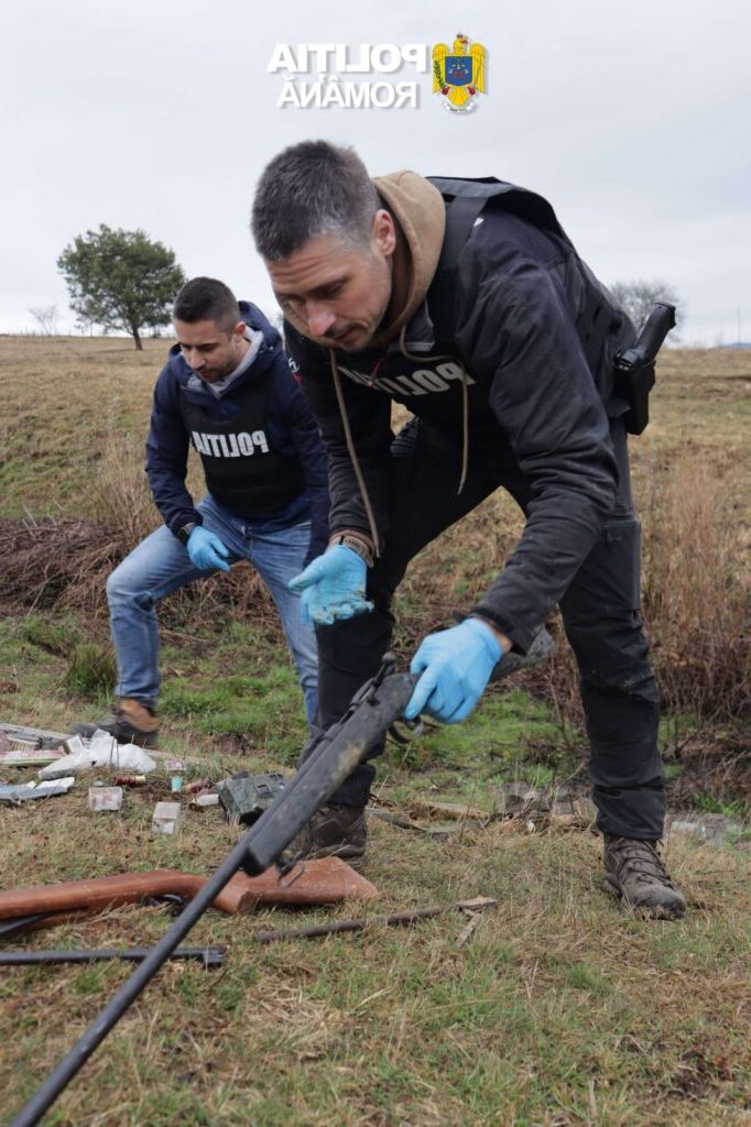 Percheziții în Bistrița-Năsăud: Poliția a confiscat arme folosite la braconaj