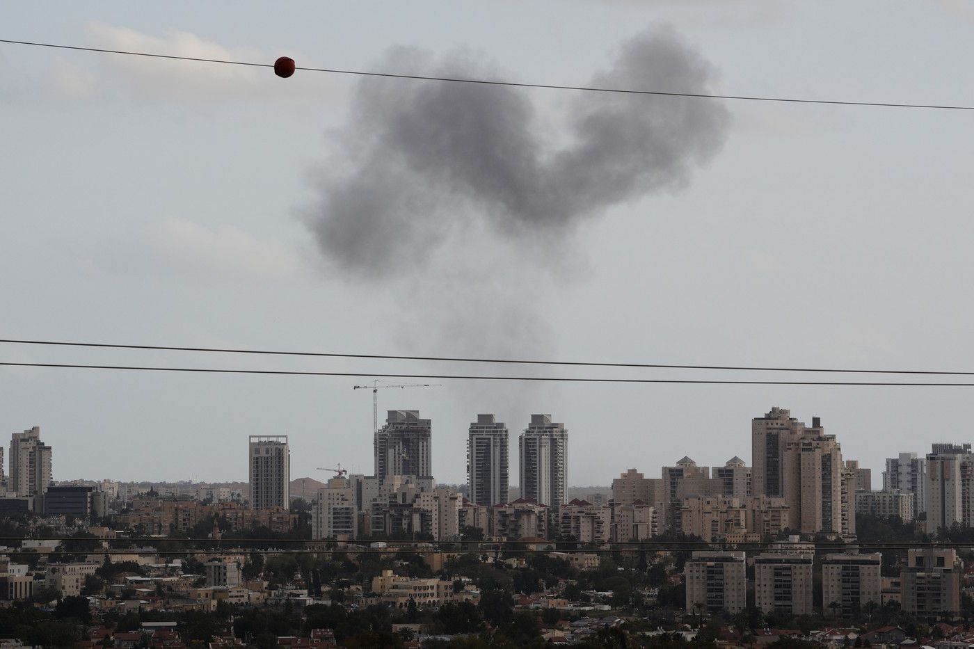 Românii, cu ochii pe Orientul Mijlociu: Ce spun despre intervenția SUA-Israel în Iran?