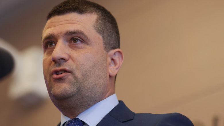 Plecarea lui Bolojan ar putea dărâma Guvernul? Întrebarea lui Miruță: PSD cu AUR?
