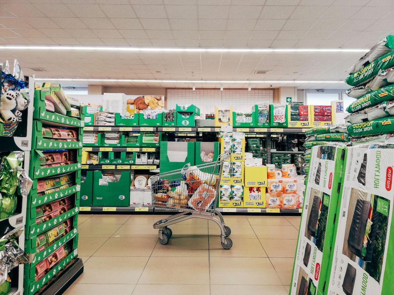 Scumpiri masive de la 1 aprilie! Ce lovitură primesc românii?