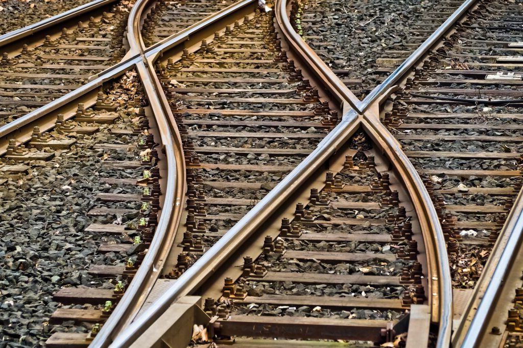 România: Record de viteză absolut pe calea ferată!