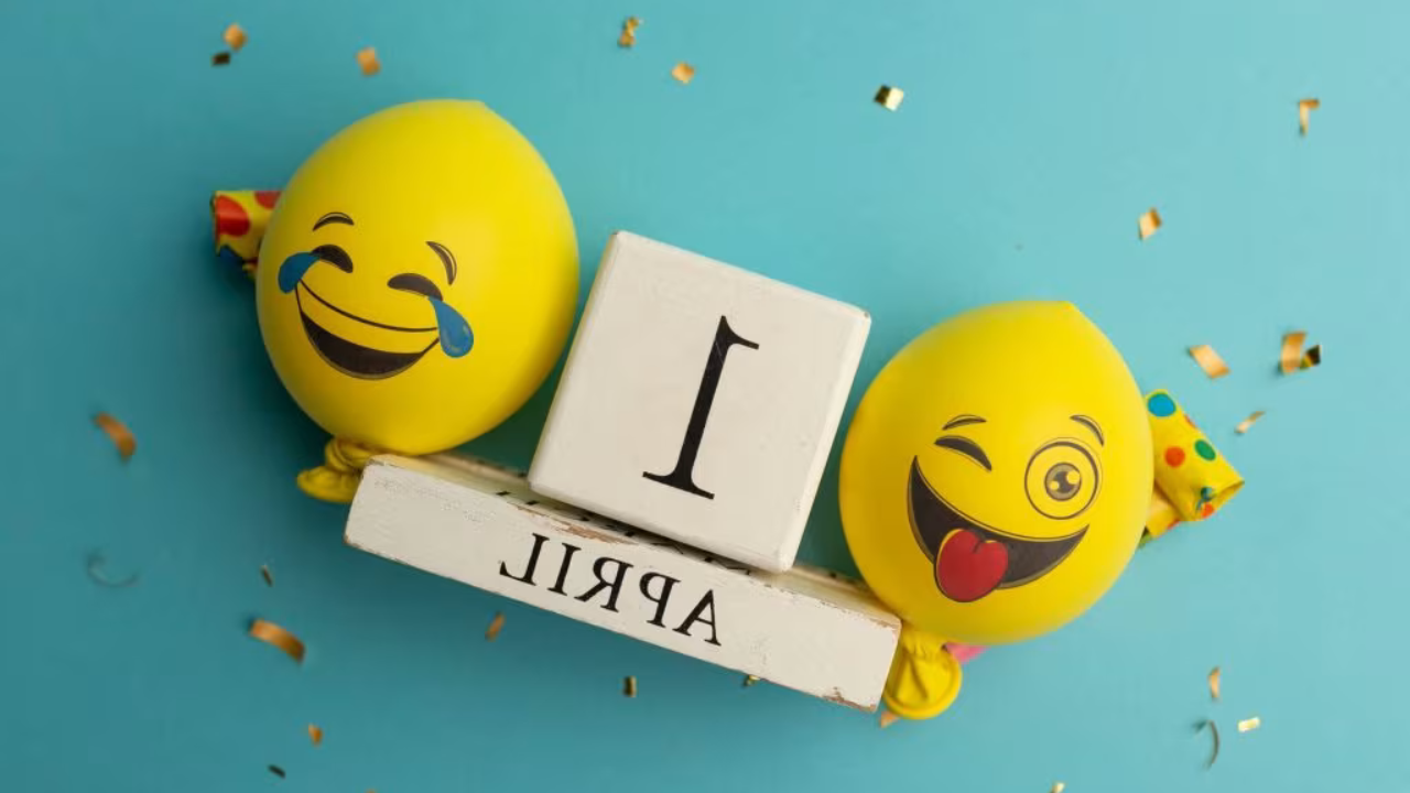 Ziua Păcălelilor: De ce ne păcălim și cum a apărut tradiția plină de umor