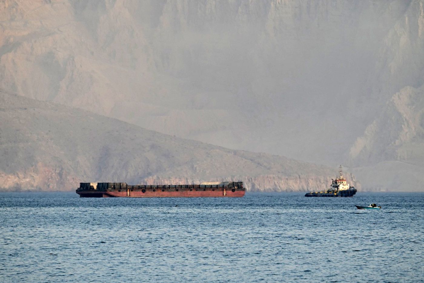 Trump și Iranul, confruntare economică: Cine plătește pentru Golf și cine taxează Ormuz?