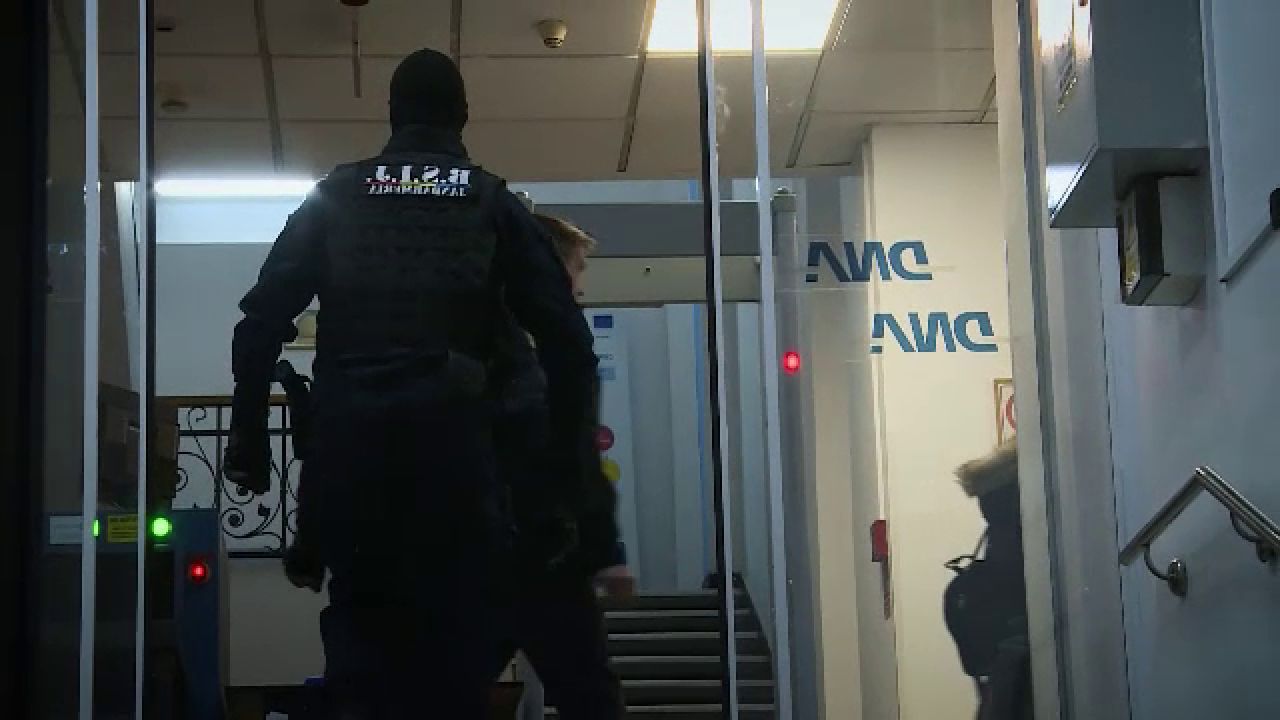 Mega-percheziții în Capitală și 4 județe: Șeful Autorității Rutiere, vizat într-un dosar de corupție!