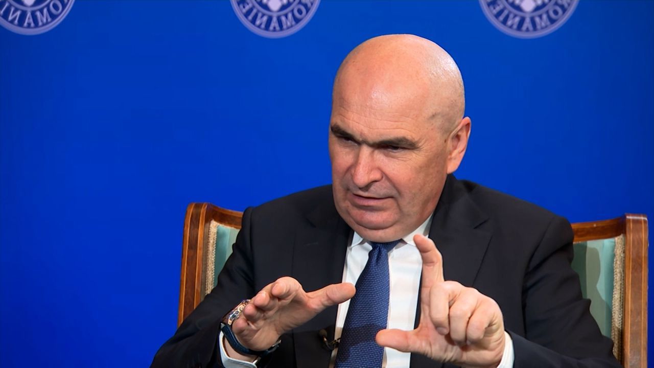 Guvernul ia în calcul taxarea profiturilor petroliere și reduceri voluntare de preț, anunță Ilie Bolojan