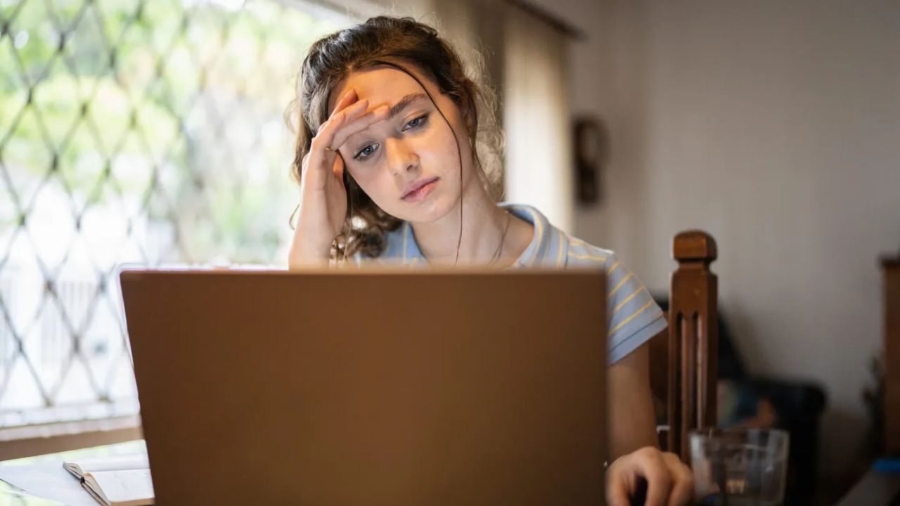 Piața muncii, un coșmar pentru tineri: „Am aplicat la 19 firme, doar două m-au sunat”