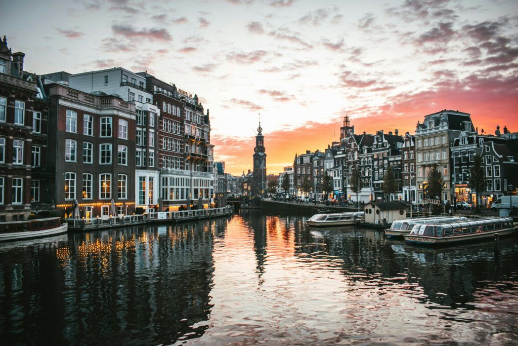 Amsterdam: 25 de ani de la nunțile istorice între persoane de același sex