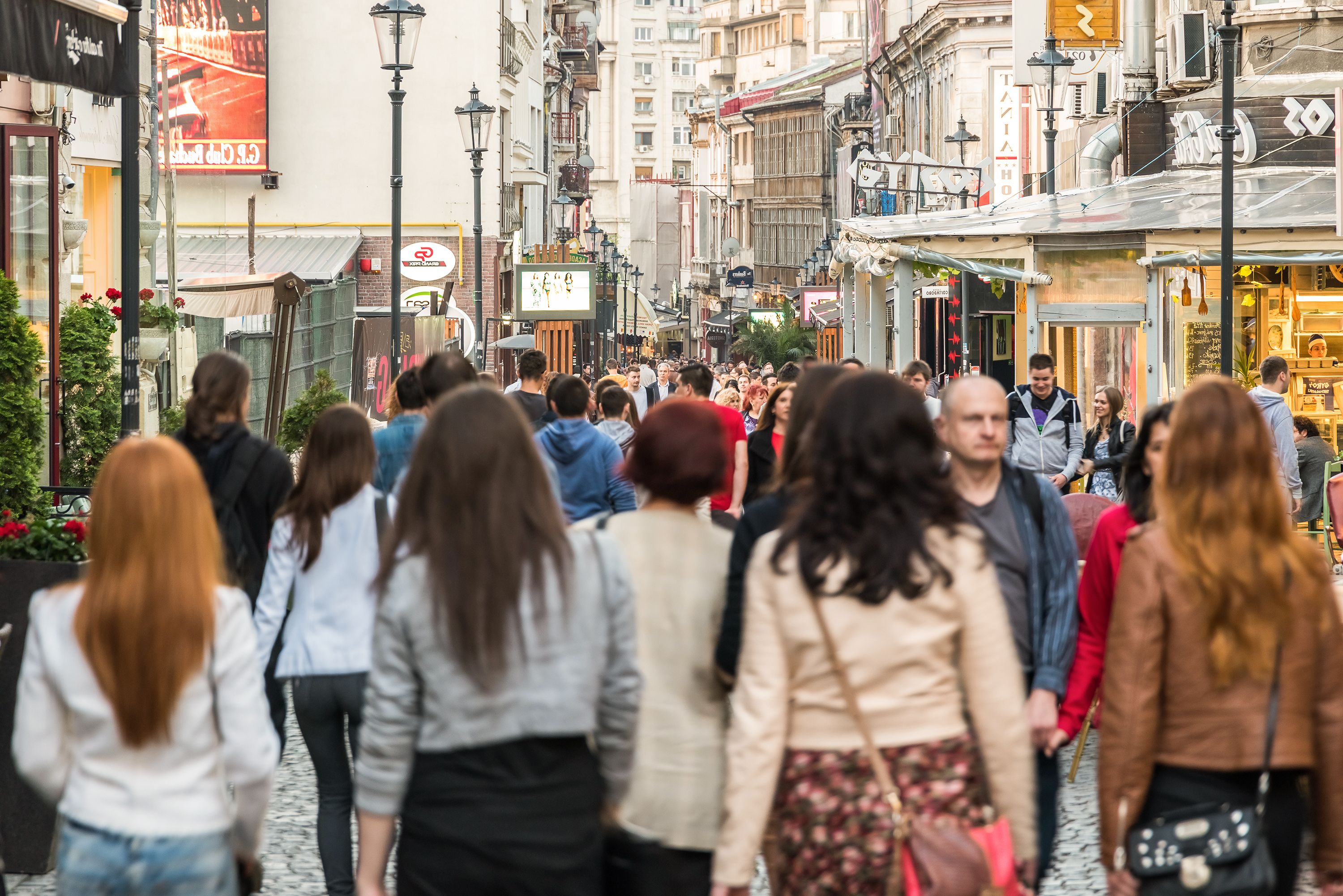 Populația României se prăbușește: Câți români am pierdut într-un singur an?