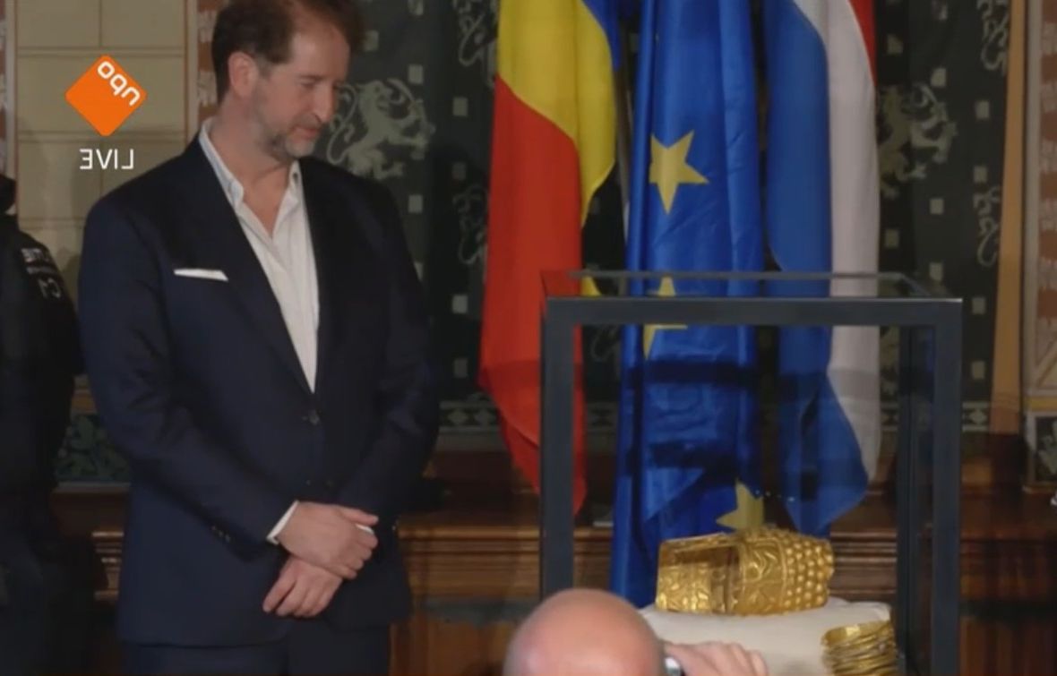 Coiful de la Coțofenești și brățări dacice, recuperate după furtul din Olanda: Primele imagini!