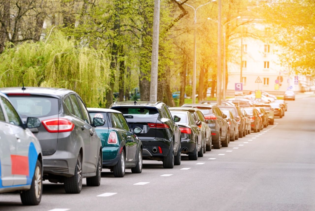 Adio gratuități! Jurnaliștii din București pierd accesul la teatre, muzee și parcări. Când intră în vigoare?