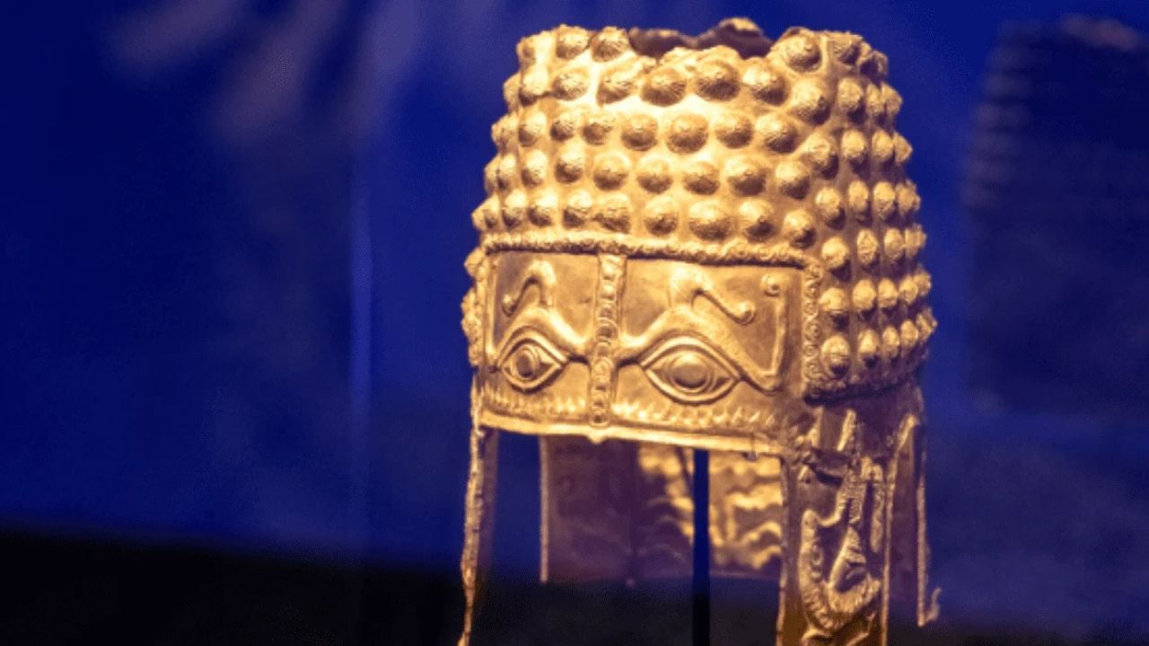 Despăgubiri de 5,7 milioane de euro pentru tezaurul furat: Coiful de la Coțofenești și brățările de aur