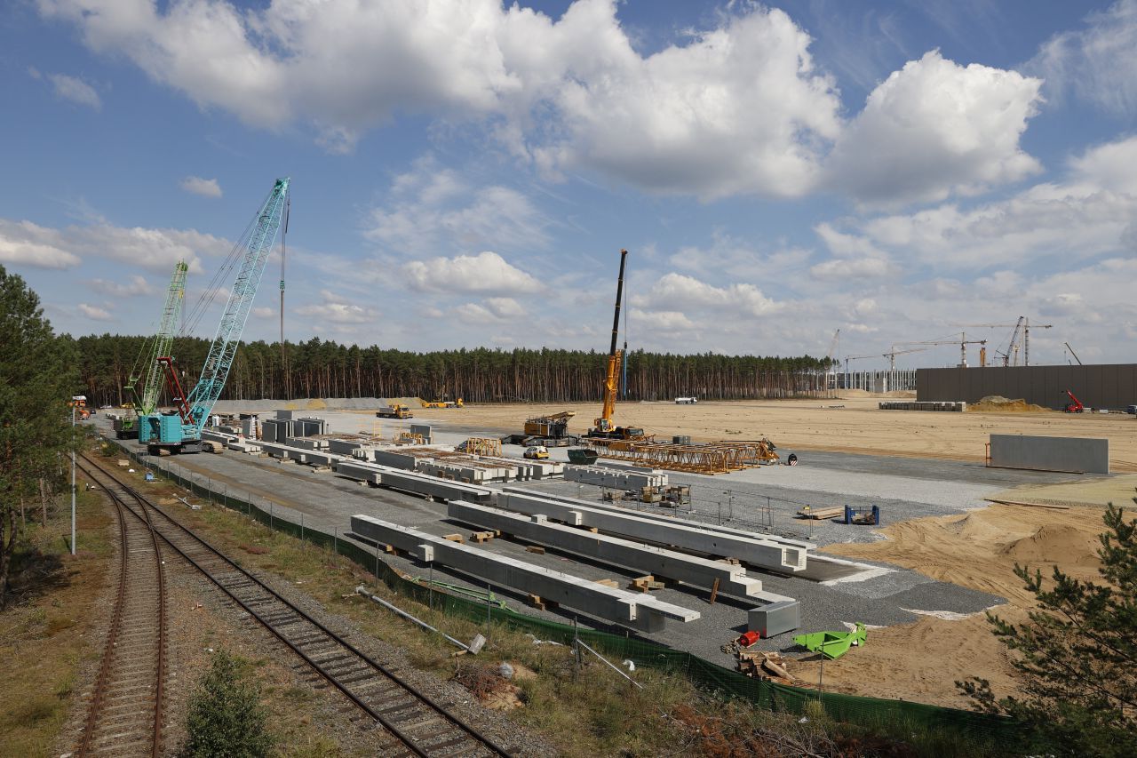 Gigant ucrainean preia o fabrică românească cu afaceri de 360 de milioane de lei!