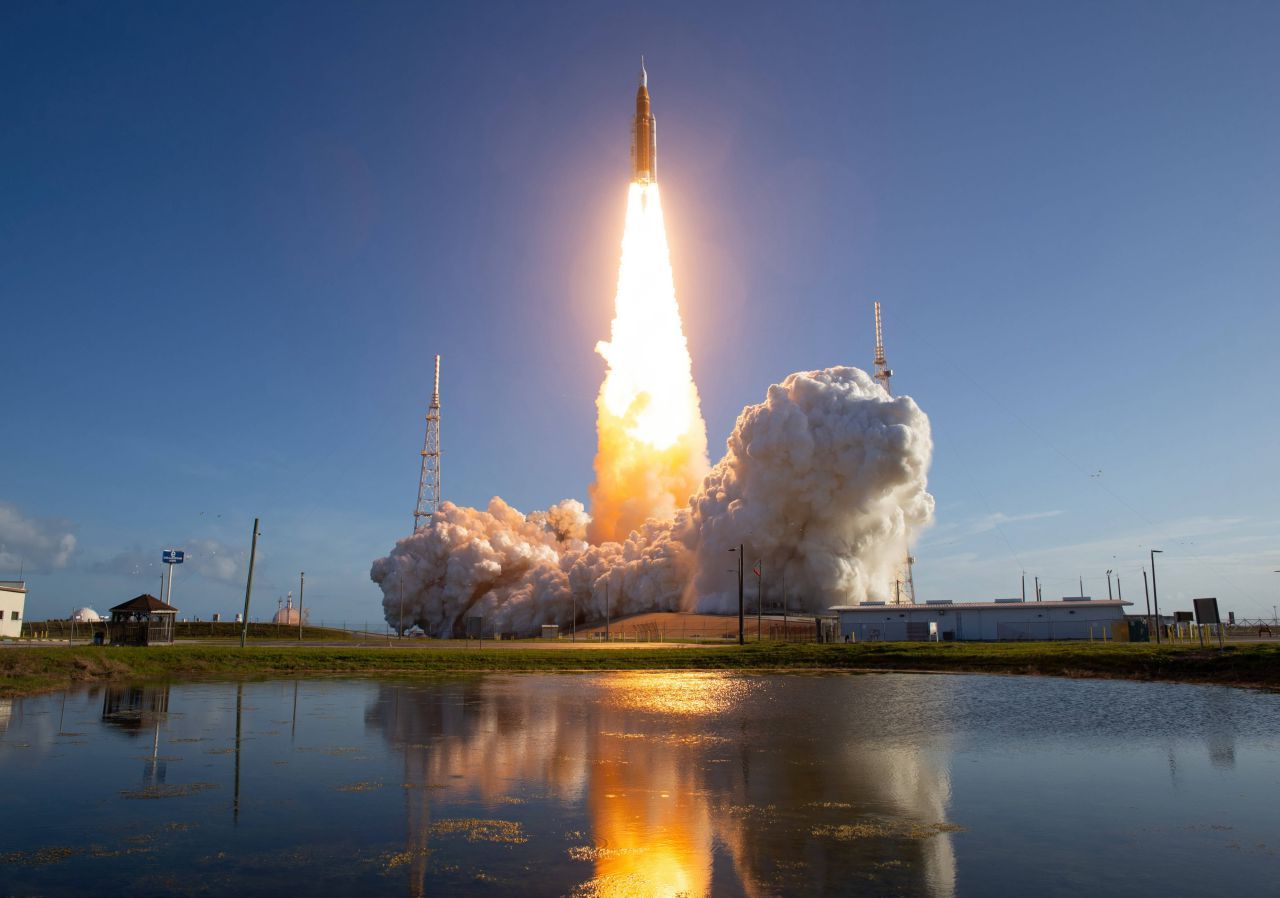 NASA dă undă verde: Echipajul Artemis 2 pleacă spre Lună!