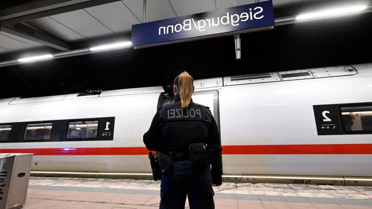 Atac cu explozibili într-un tren plin! 12 răniți, suspectul prins imediat.