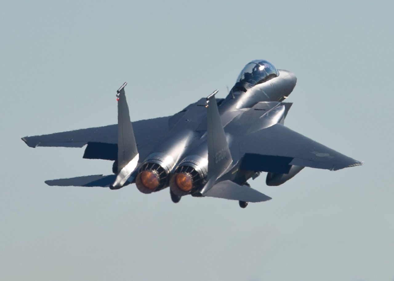 F-15: Avioanele de luptă invizibile care ating viteze ireale. Află secretele lor!