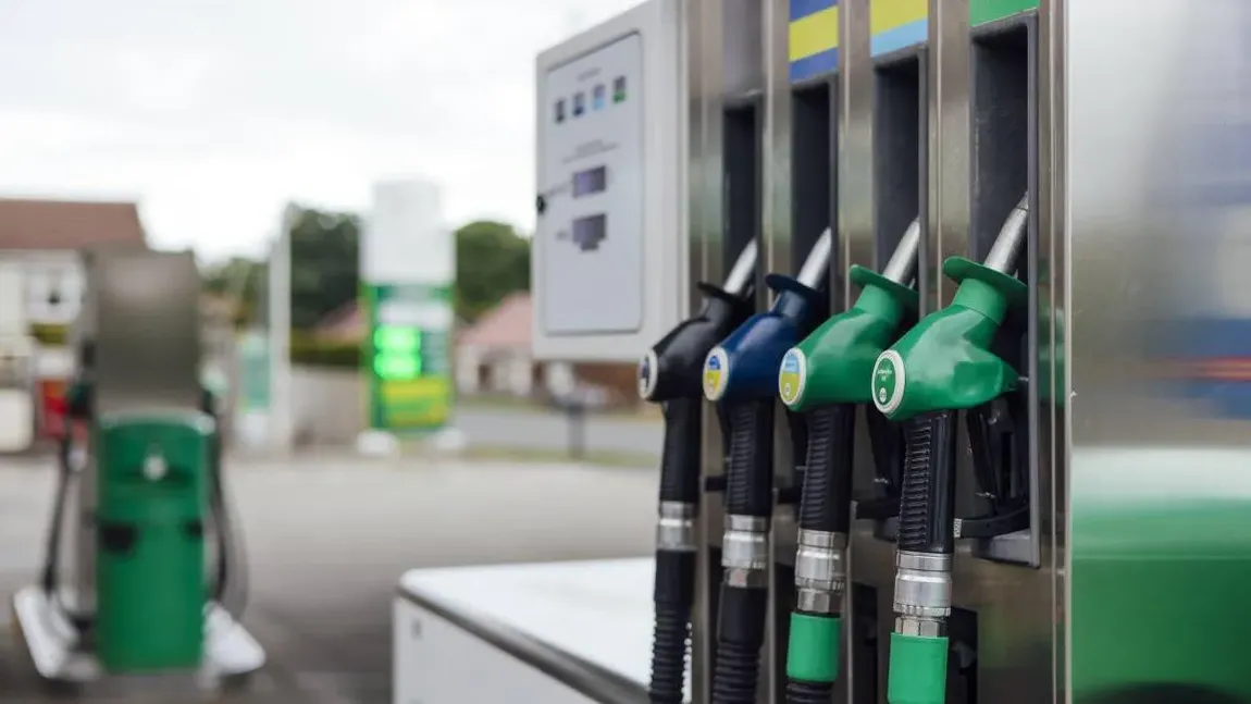 Viitorul carburanților în România: Experții exclud penuria de motorină