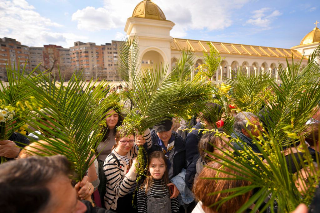 Florii 2026: Tradiții creștine și populare, o sărbătoare a renașterii în toată țara