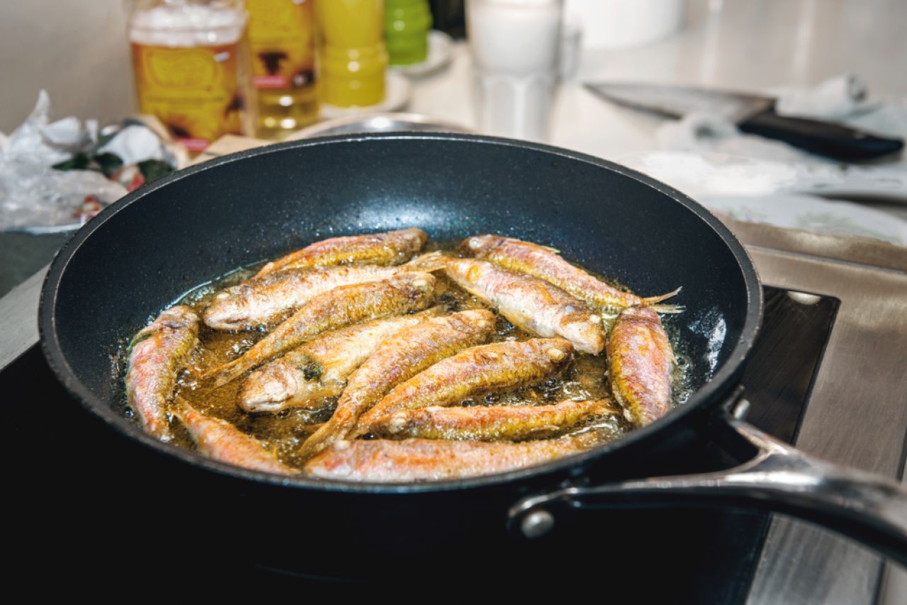 Secretul peștelui sănătos: Evită greșeala comună care distruge nutrienții!