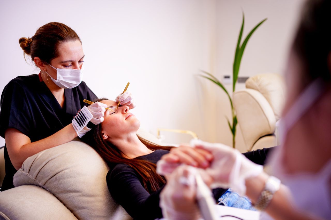 Șocant: A renunțat la genele false și a descoperit o boală rară! „Nu mă așteptam”