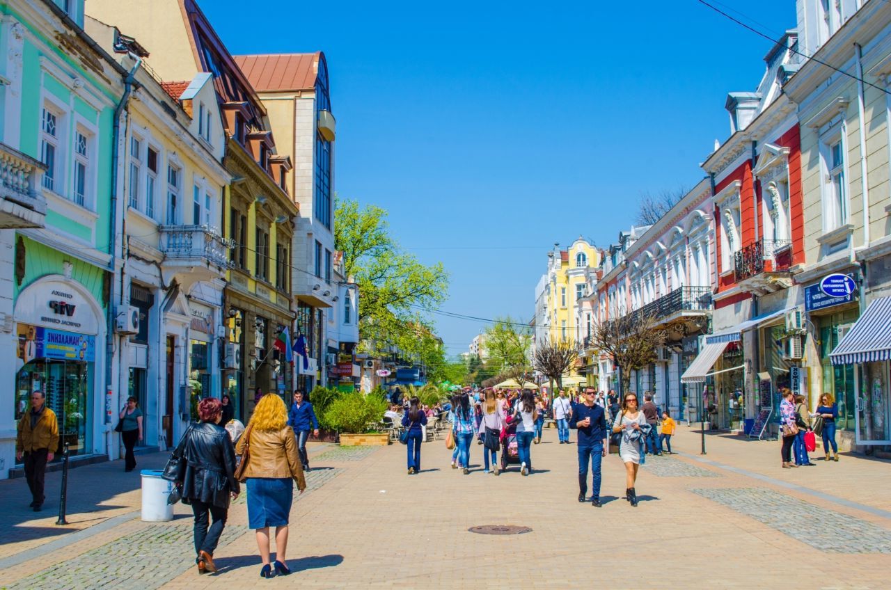 Bulgaria, 3 luni cu euro: Prețurile n-au explodat, inflația atinge un minim istoric! Propaganda rusă, demontată