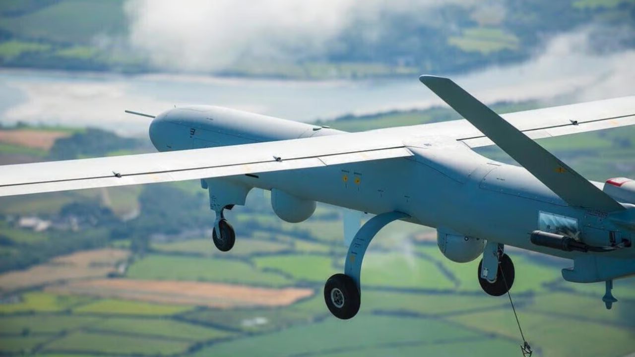 Dronele Watchkeeper X ajung în România: Valoarea contractului, dezvăluită după amânări și amenințări.