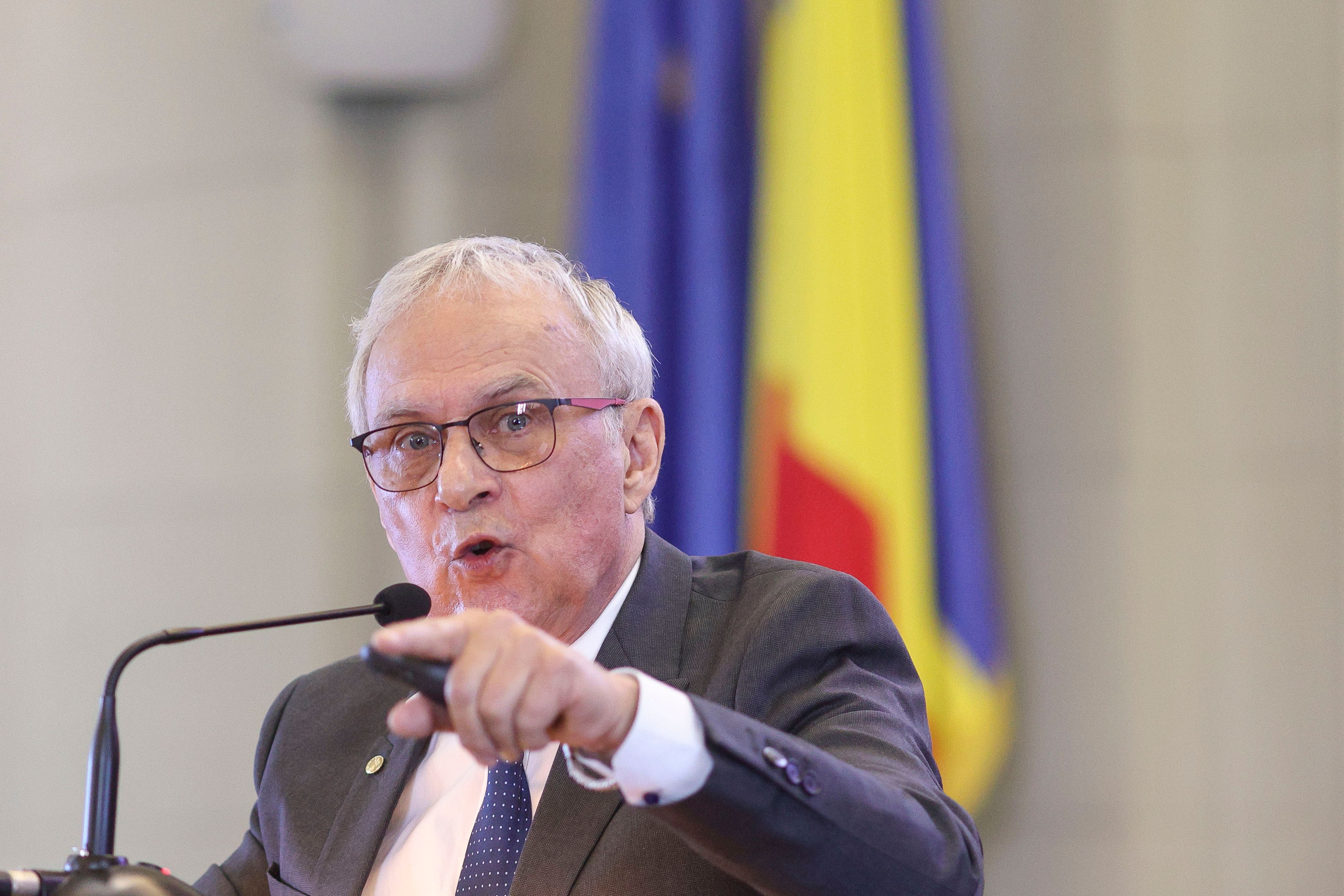 Marius Andruh, noul președinte al Academiei Române: Cine este savantul ales?