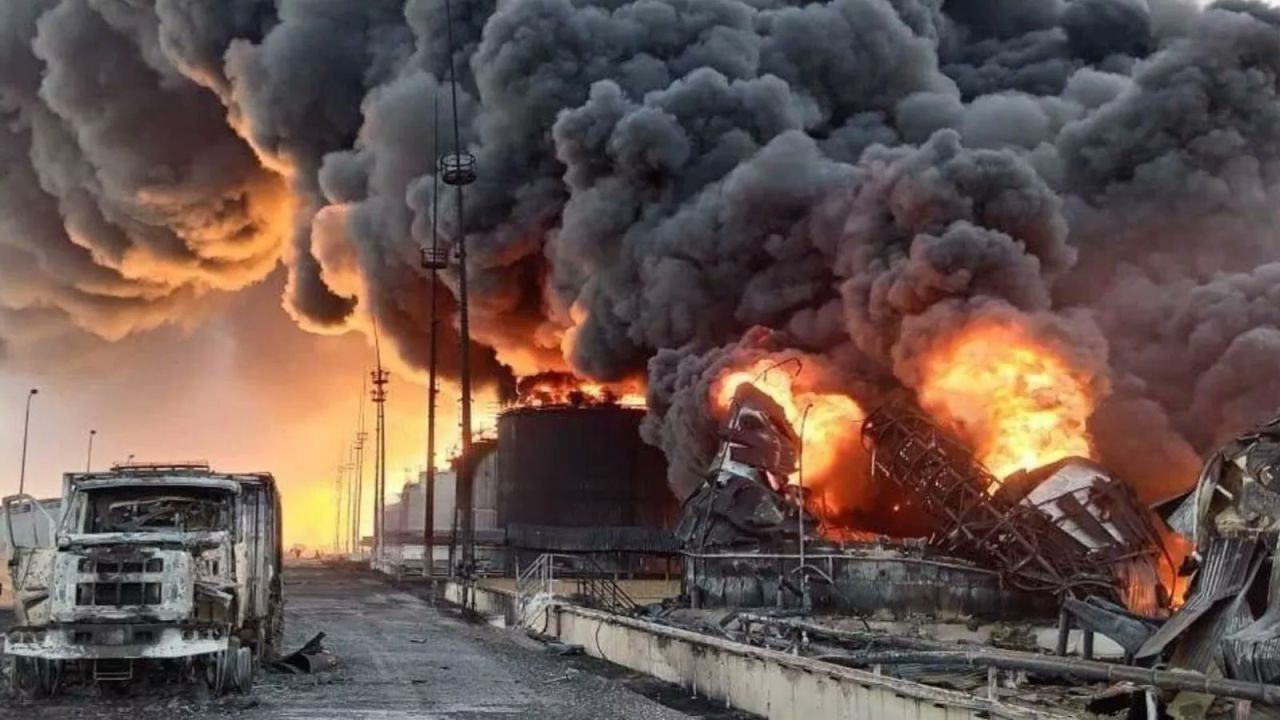 Rafinărie majoră de petrol din Rusia, oprită după atacuri ucrainene.