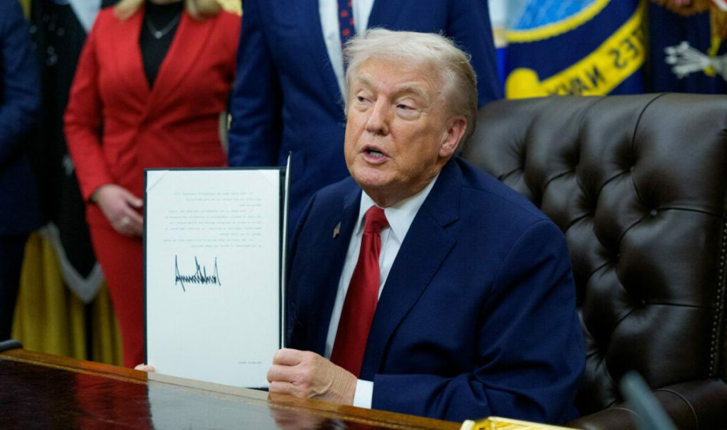 Iranul ironizează armistițiul lui Trump: „O retragere umilitoare”