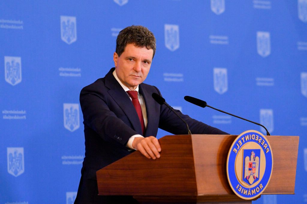 Nicușor Dan vs. premier: Va cere recuperarea banilor Pfizer? Răspunsul președintelui!