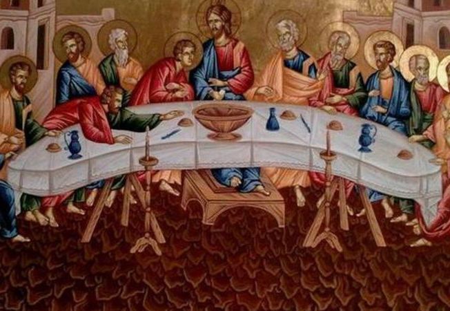 Joia Mare: Tradiții uitate și superstiții. De ce e păcat să te săruți și ce aduce noroc?