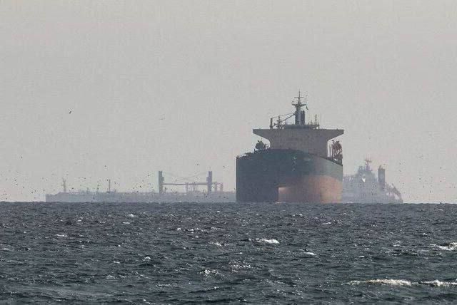 Iranul, decizie controversată: Vrea să taxeze navele în Strâmtoarea Ormuz, sfidând legile internaționale