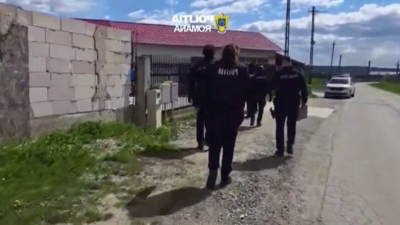 Bătaie generală în Prahova: Opt suspecți reținuți după un scandal violent între două familii