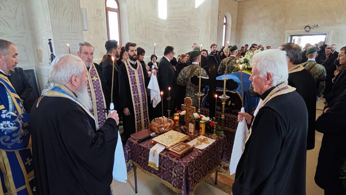 Adio Liviu Maior: Comunitatea academică și culturală din Cluj, în doliu. Mitropolitul Andrei a oficiat slujba