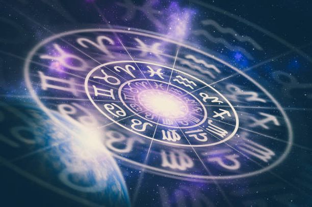 Horoscop 10 aprilie: O nouă perspectivă poate schimba totul!