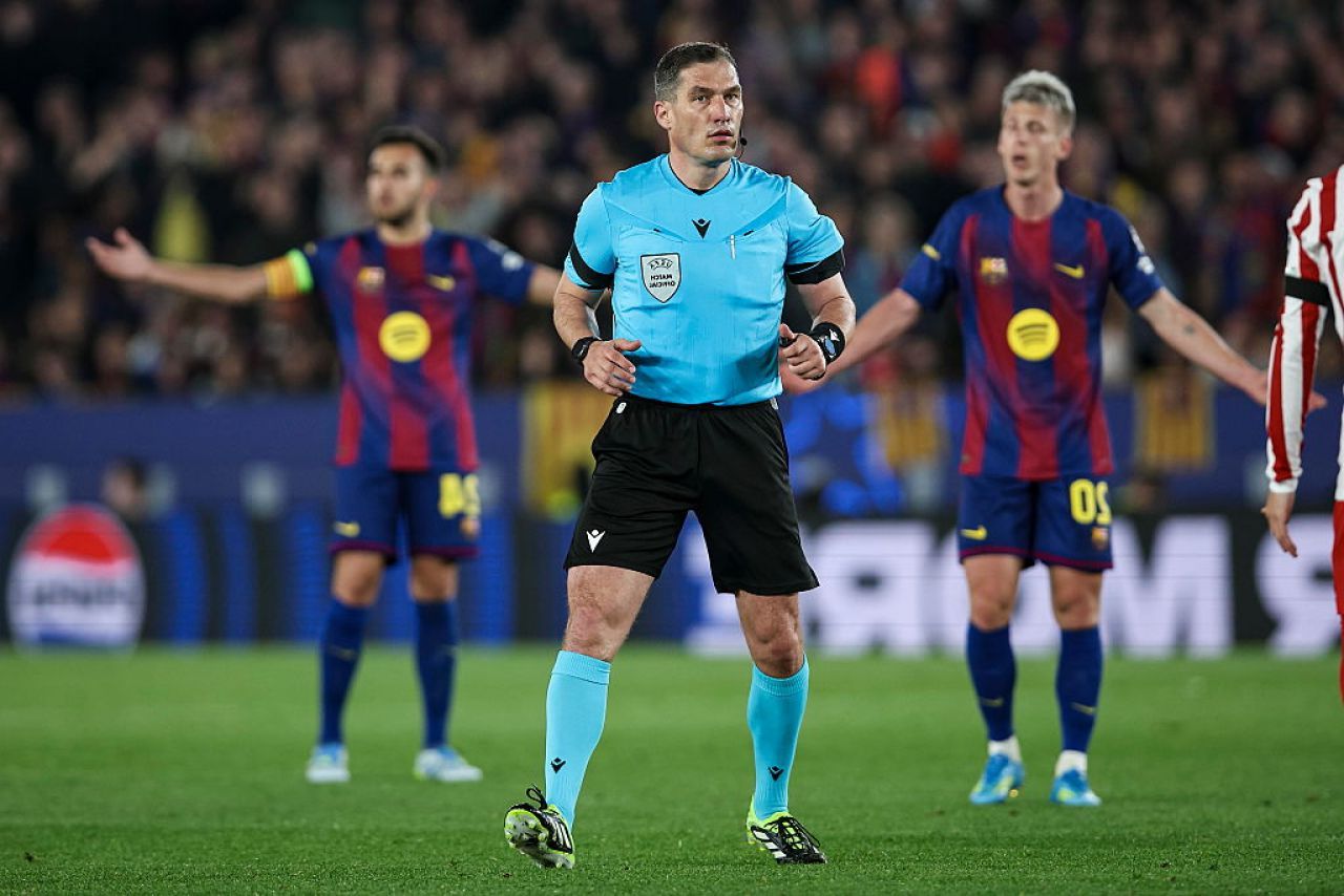 Scandal la UEFA! Barcelona l-a reclamat pe Istvan Kovacs după faza controversată. VIDEO