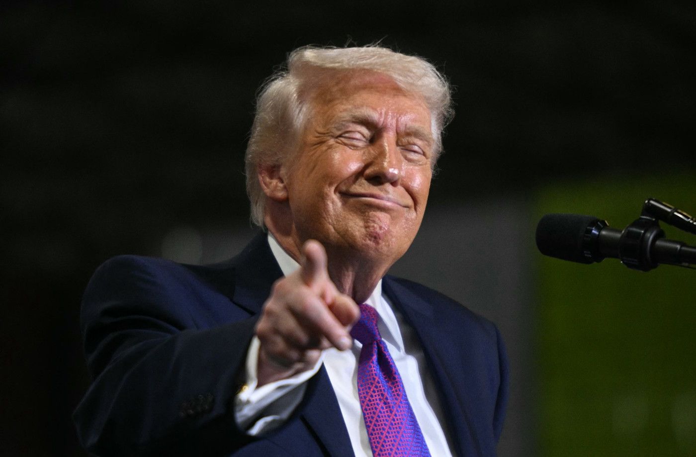 Trump îi jignește pe susținătorii MAGA: „IQ scăzut, proști”. Ce a spus despre Brigitte Macron.