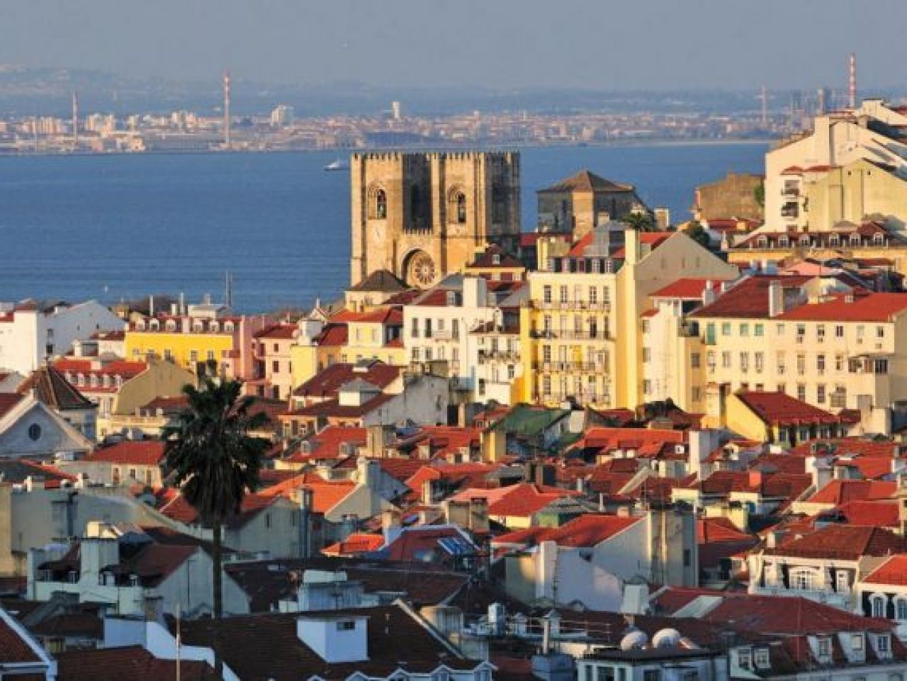 Prețurile locuințelor explodează în Europa! Unde se situează România în topul scumpirilor?