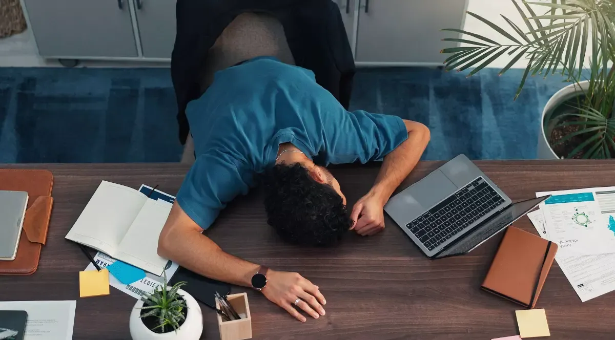 A câștigat o avere! Angajatul care a dat în judecată firma pentru 827 zile de concediu neplătite